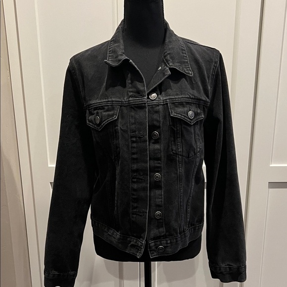 miami Jackets & Blazers - Miami Classic Black Denim Jacket Size M